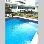 cómodo aparta-estudio con vista al mar- zona norte
