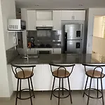 Fantastic 1 Bedroom Apartment, Direct Beach Access In The Best Area In Cartagena