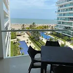 Fantastic 1 Bedroom Apartment, Direct Beach Access In The Best Area In Cartagena