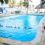 Hotel Playa Club