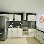 Apartamento Con Vista En El Laguito Frente A La Playa