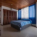 Apartamento Bueno, Bonito Y Barato