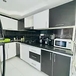 Apartamento En Crespo Cerca Del Aeropuerto Y La Playa