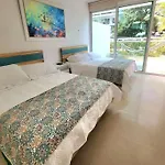 Beachfront Condo - Apto De Playa - Morros III