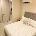 Dominique Luxury 1410 Jacuzzi Privado