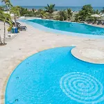 Apartamento Dentro De Cartagena, Aprovecha Estar En Lo Mejor De Morros
