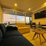 Dominique 907 Luxury Apartment