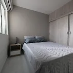 Apartamento Con 3 Habitaciones Y Vista Directa Al Mar