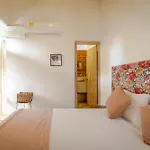 Bolola Hotel