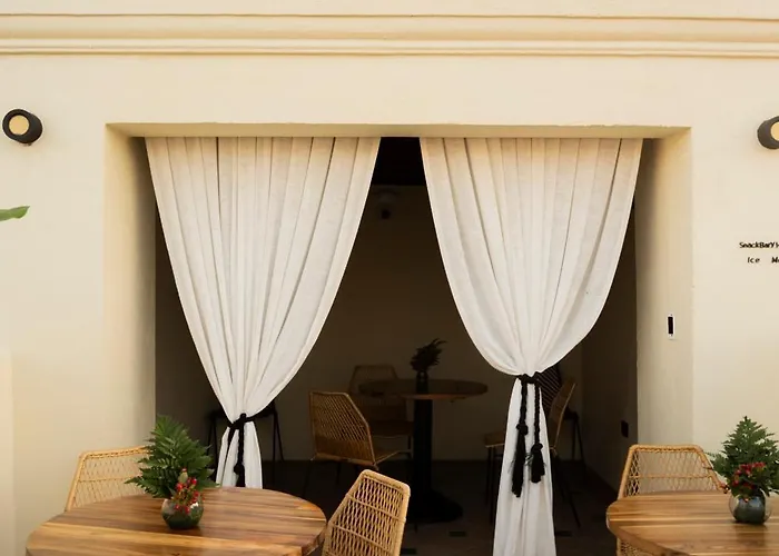 Privado Designer Boutique Hotel