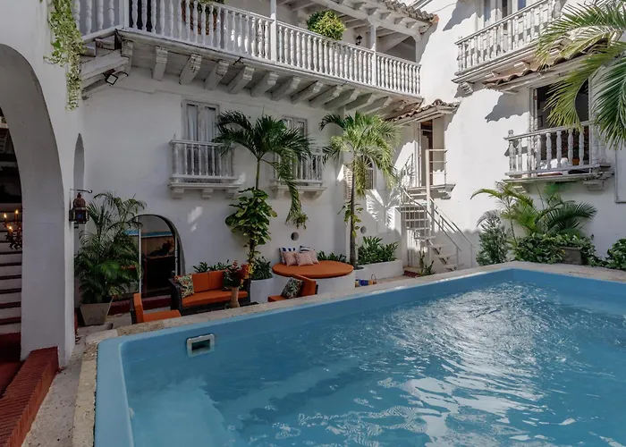 Bolola Hotel