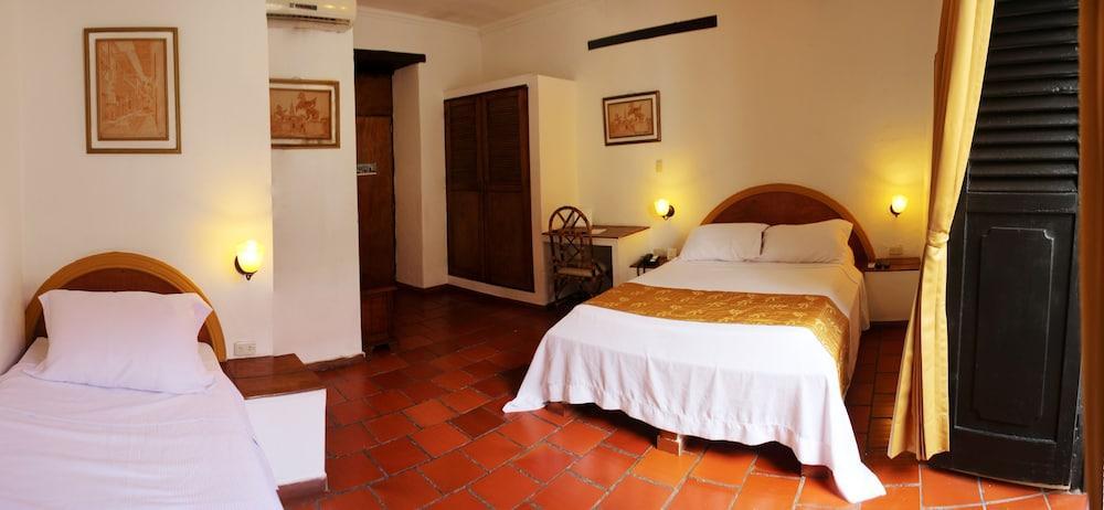 Centro By Dot Tradition