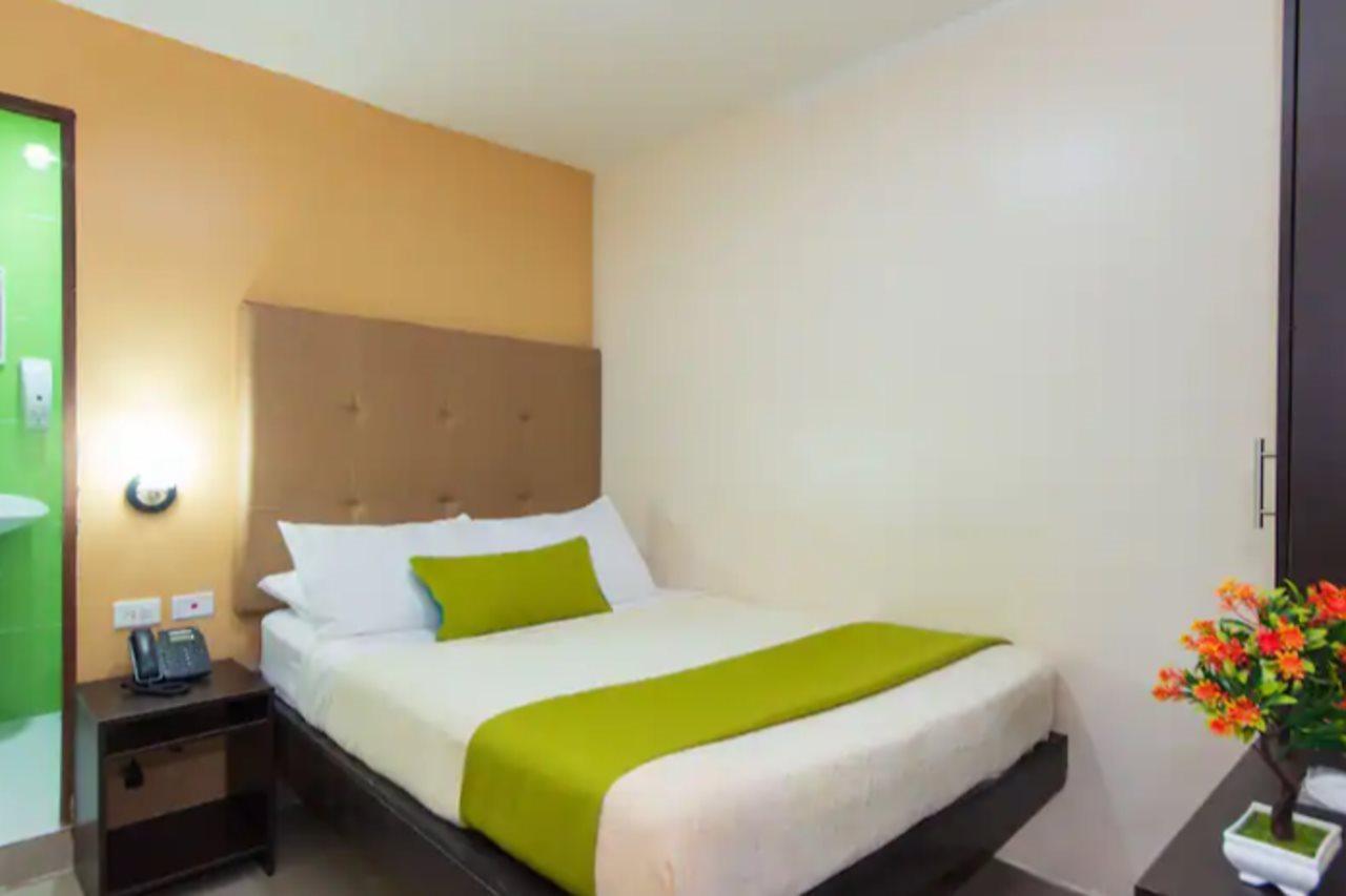 Azuan By Geh Hotel