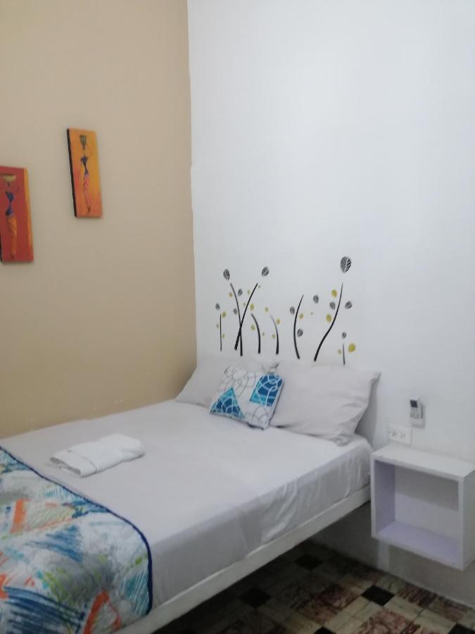 1811 Hostal *