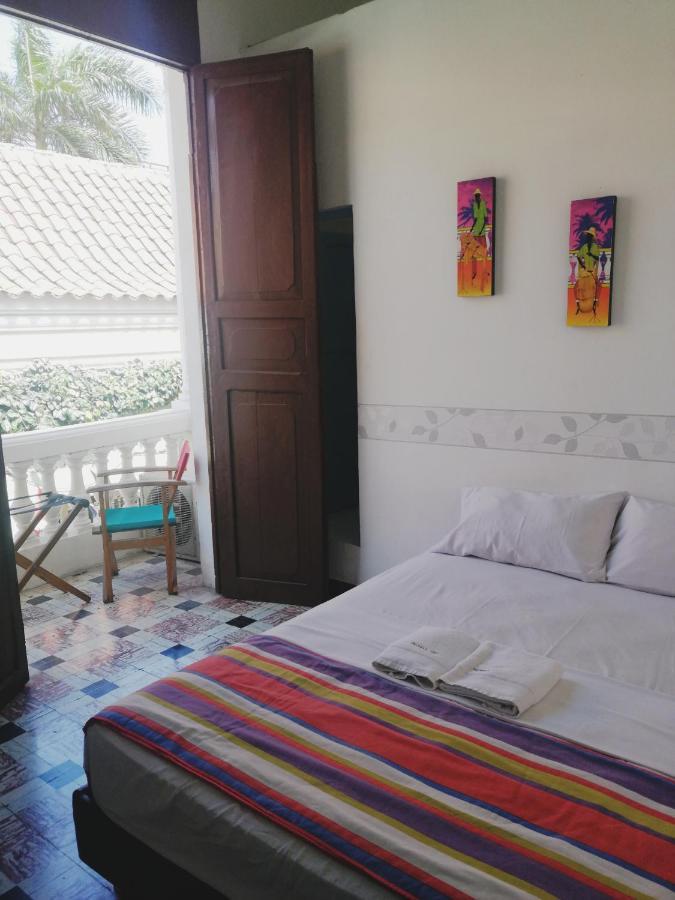 1811 Hostal