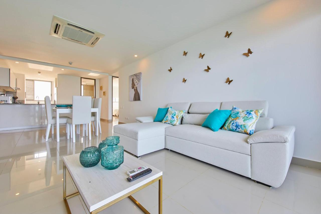 Beachfront Paradise With Outstanding Sunset Views *