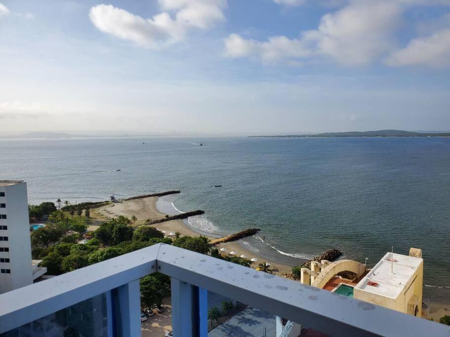 Apartment Con Vista Al Mar, A Cuadra De La Playa. Piso 16 *