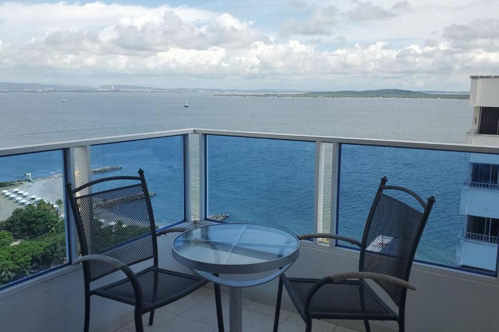 Apartment Con Vista Al Mar, A Cuadra De La Playa. Piso 16 *