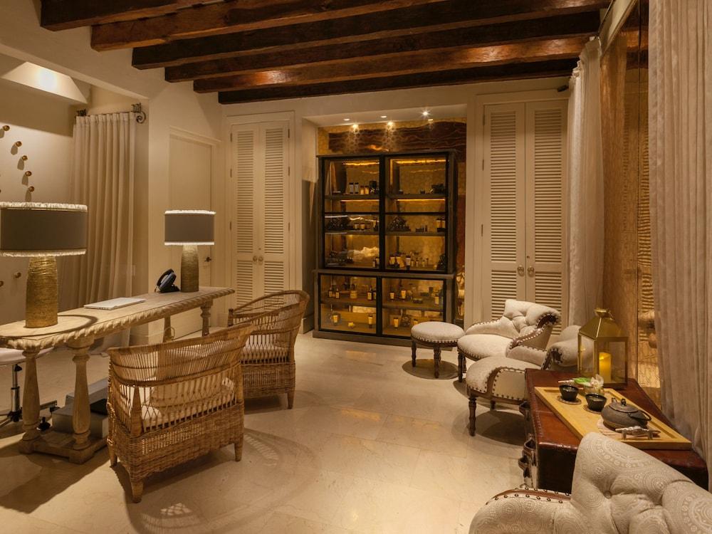 Casa San Agustin Hotel