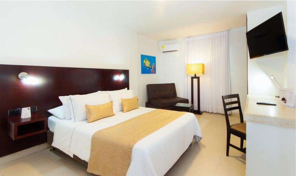 Playa Club Hotel 3*