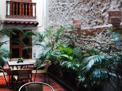 Colonial By Akel 2* Cartagena