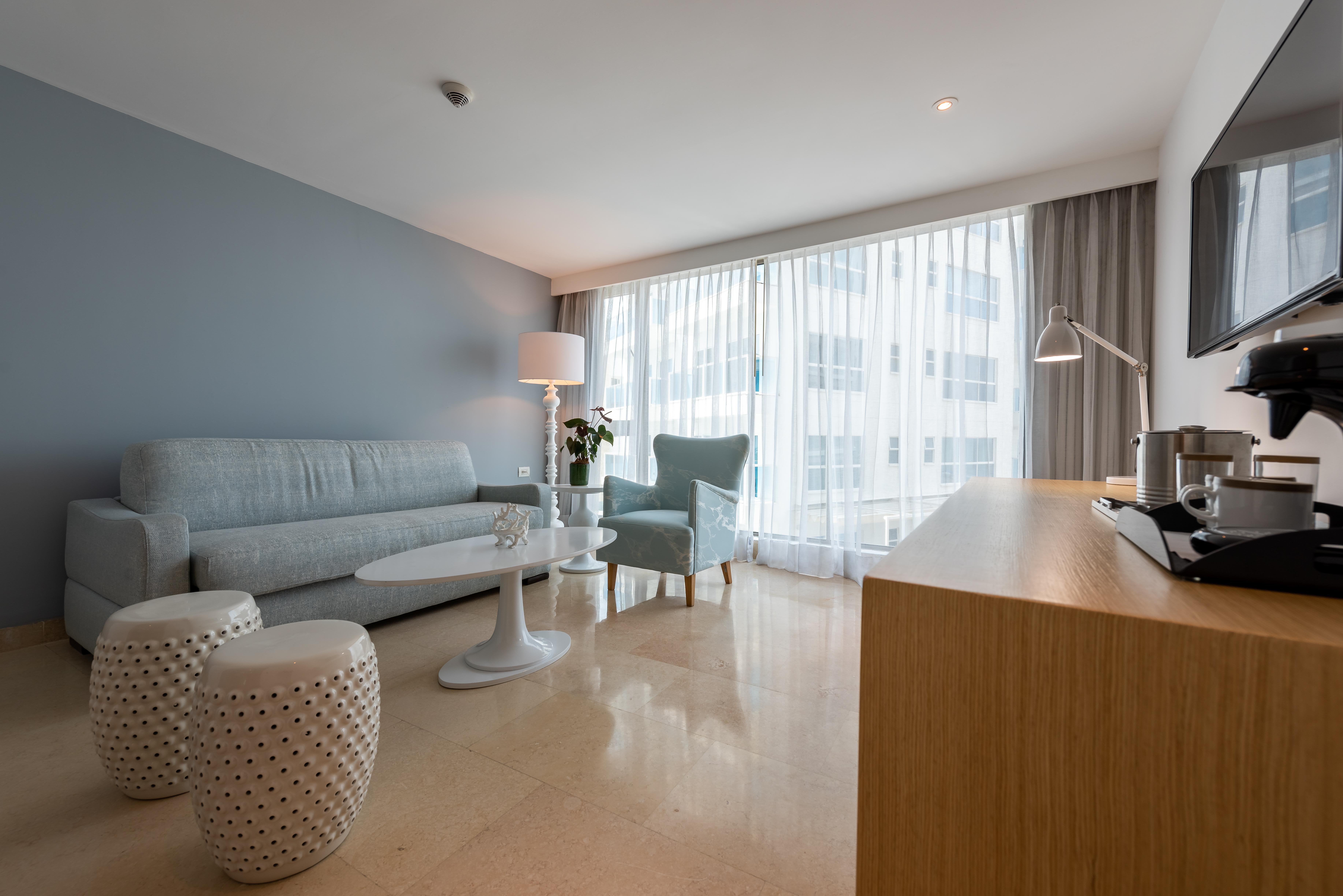 Radisson Ocean Pavillion Hotel