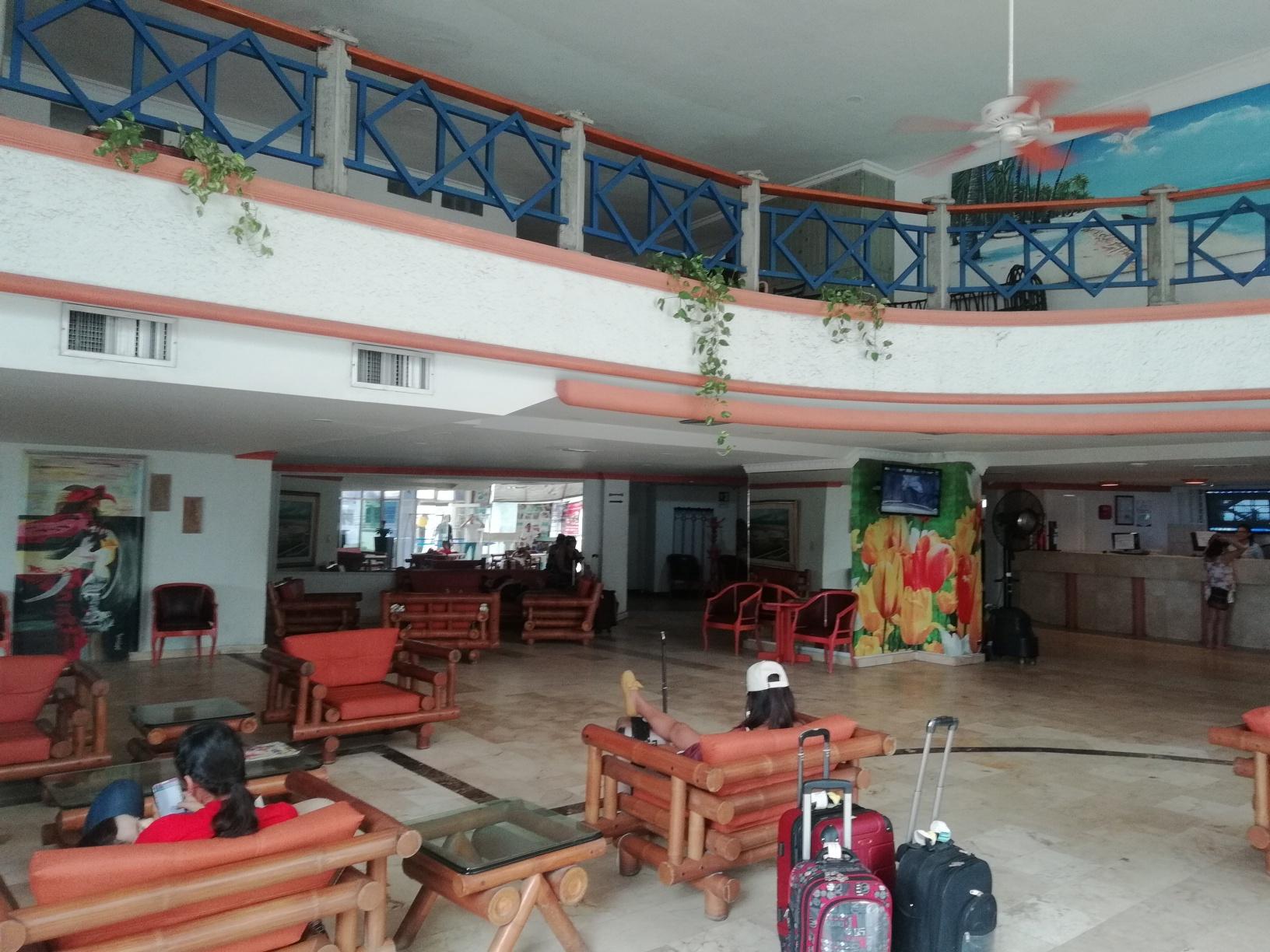 Hotel Costa Del Sol 3*