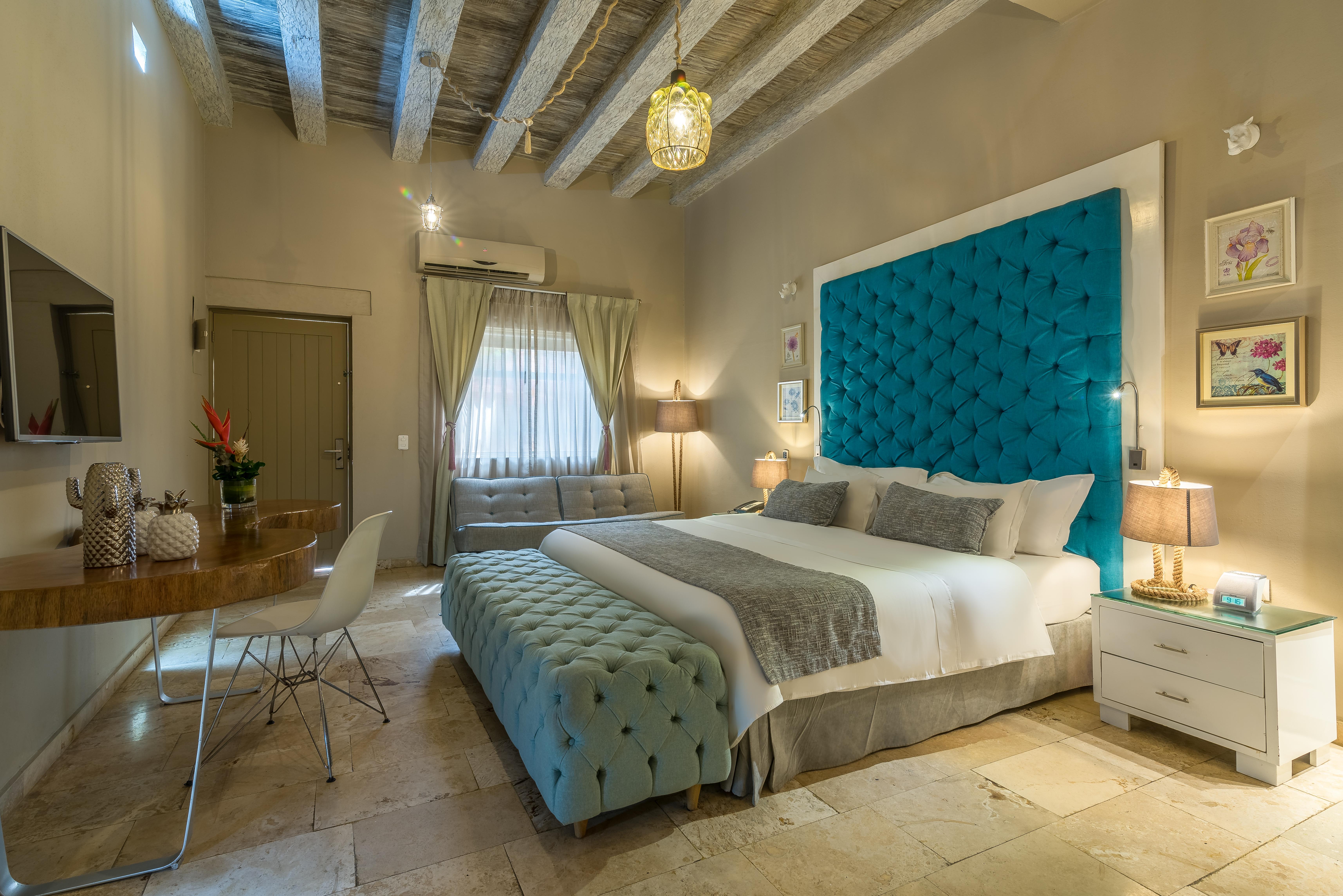Hotel Ghl Armería Real 4*