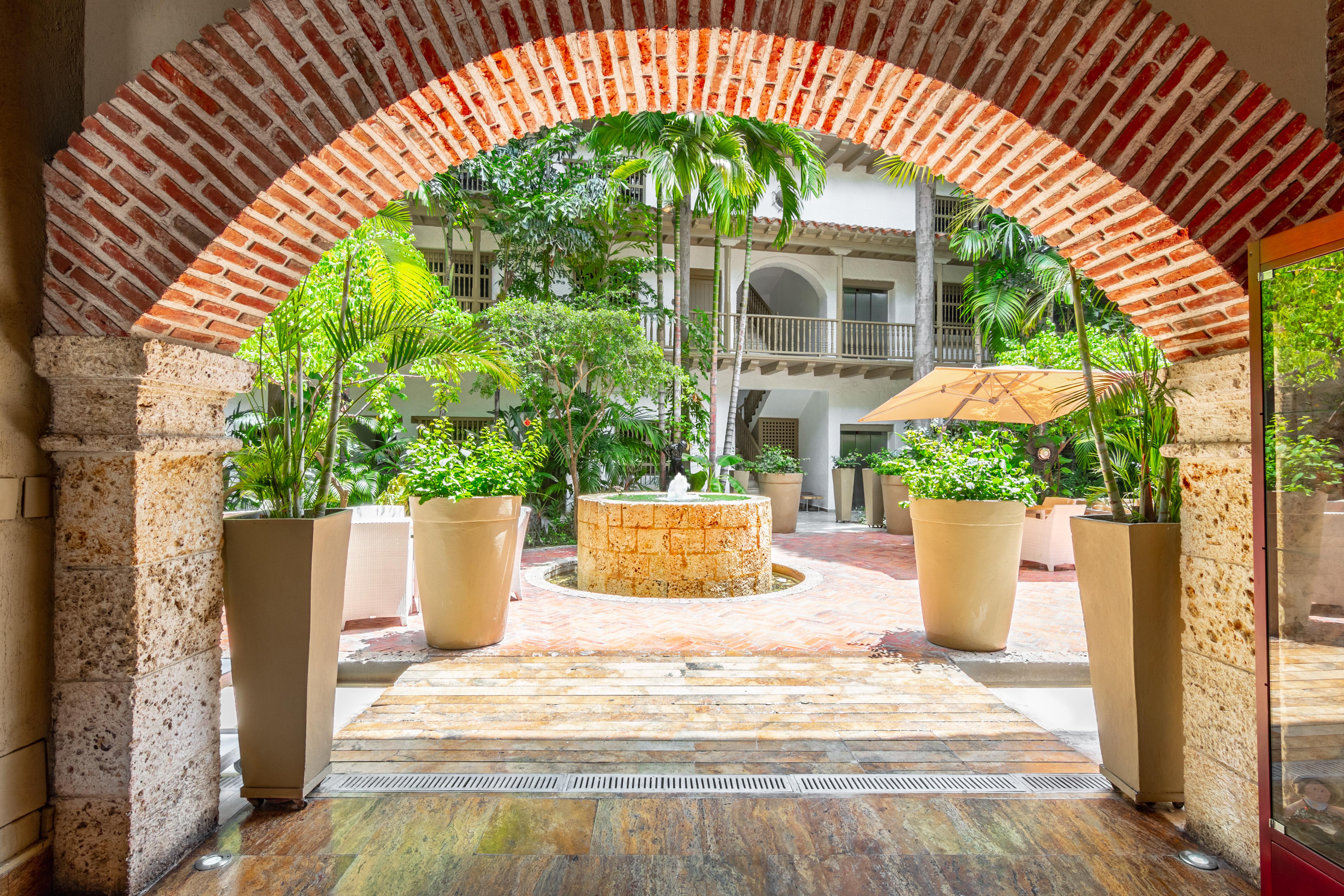 Ghl Armería Real Hotel 4*