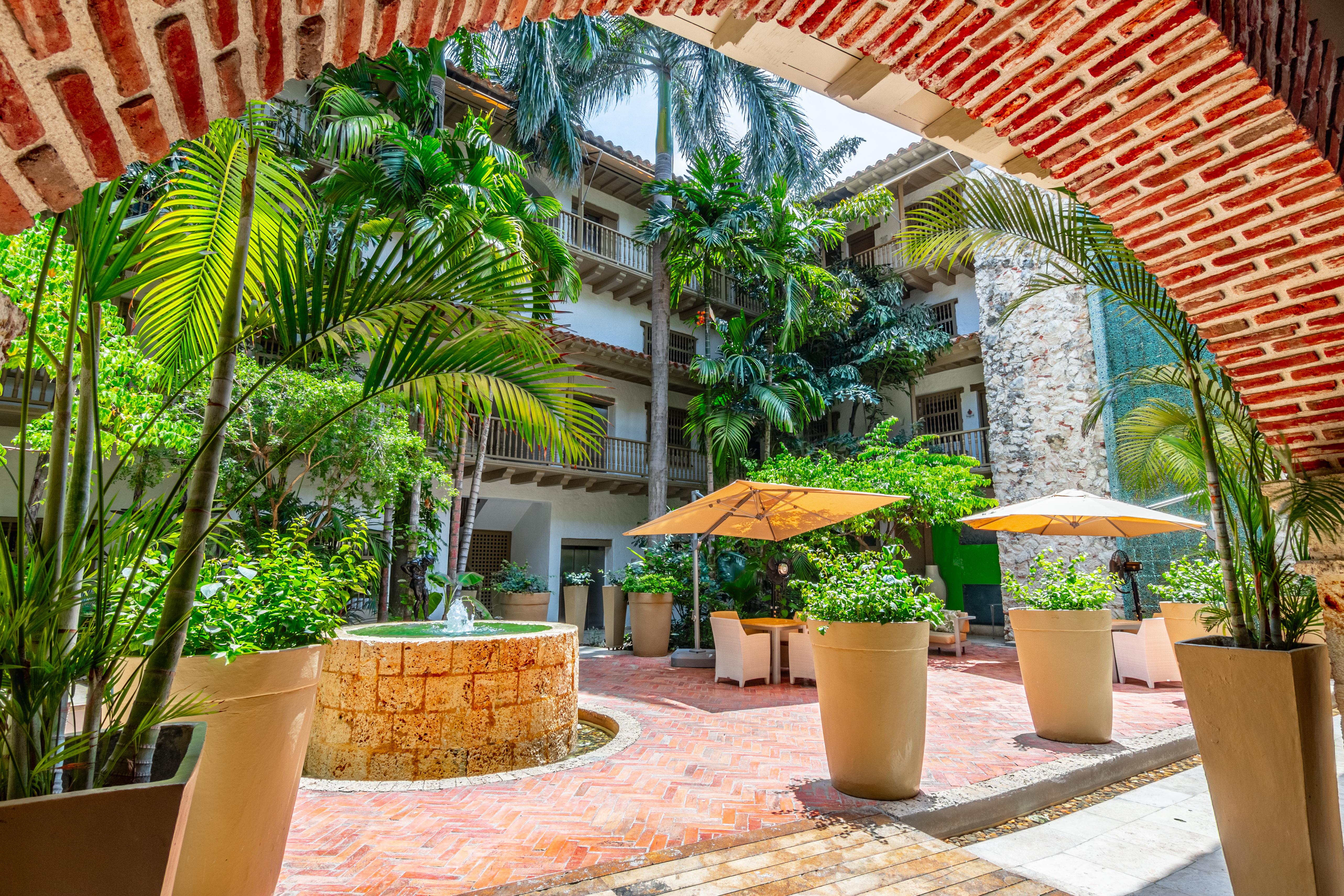 Hotel Ghl Armería Real