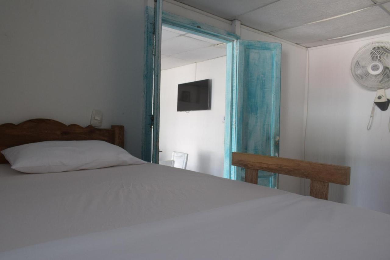 Albergue Hosting And Travel Services 420