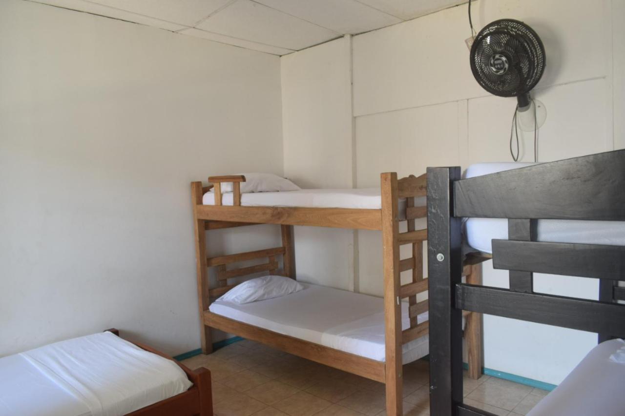 Hosting And Travel Services 420 Albergue *