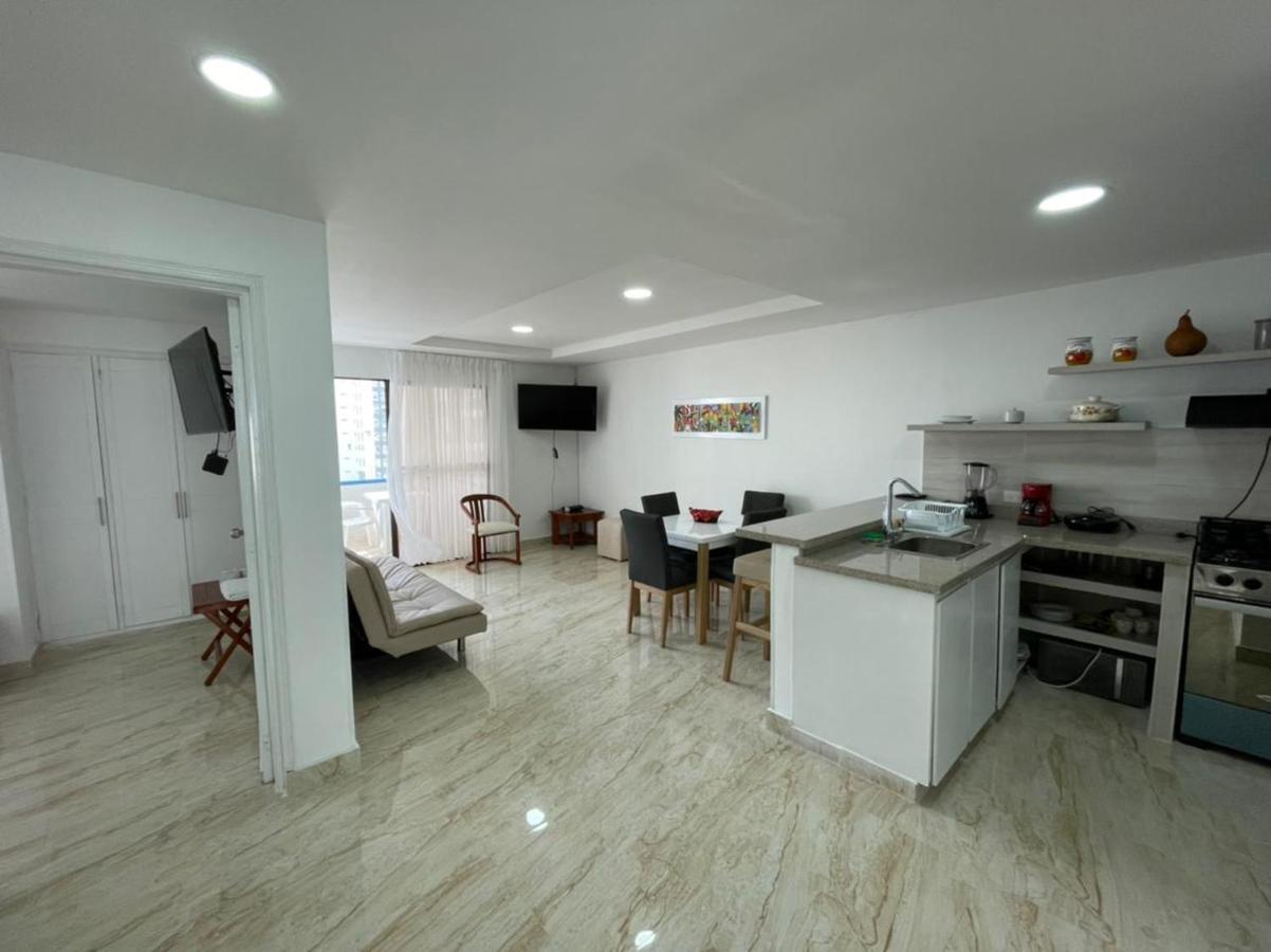 En Edificio Portofino Remodelados Icdi Apartamento