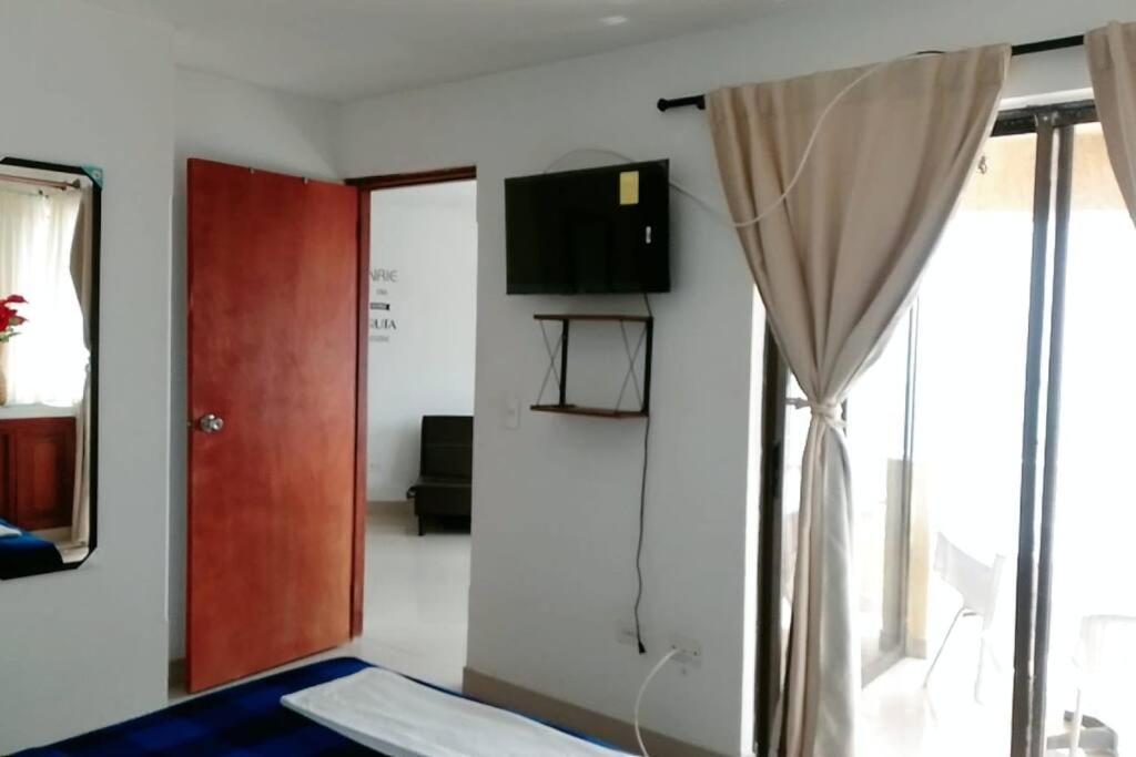Lindo Dpto,1ra Linea De Playa, A 2 Cdras Amurallas * Cartagena