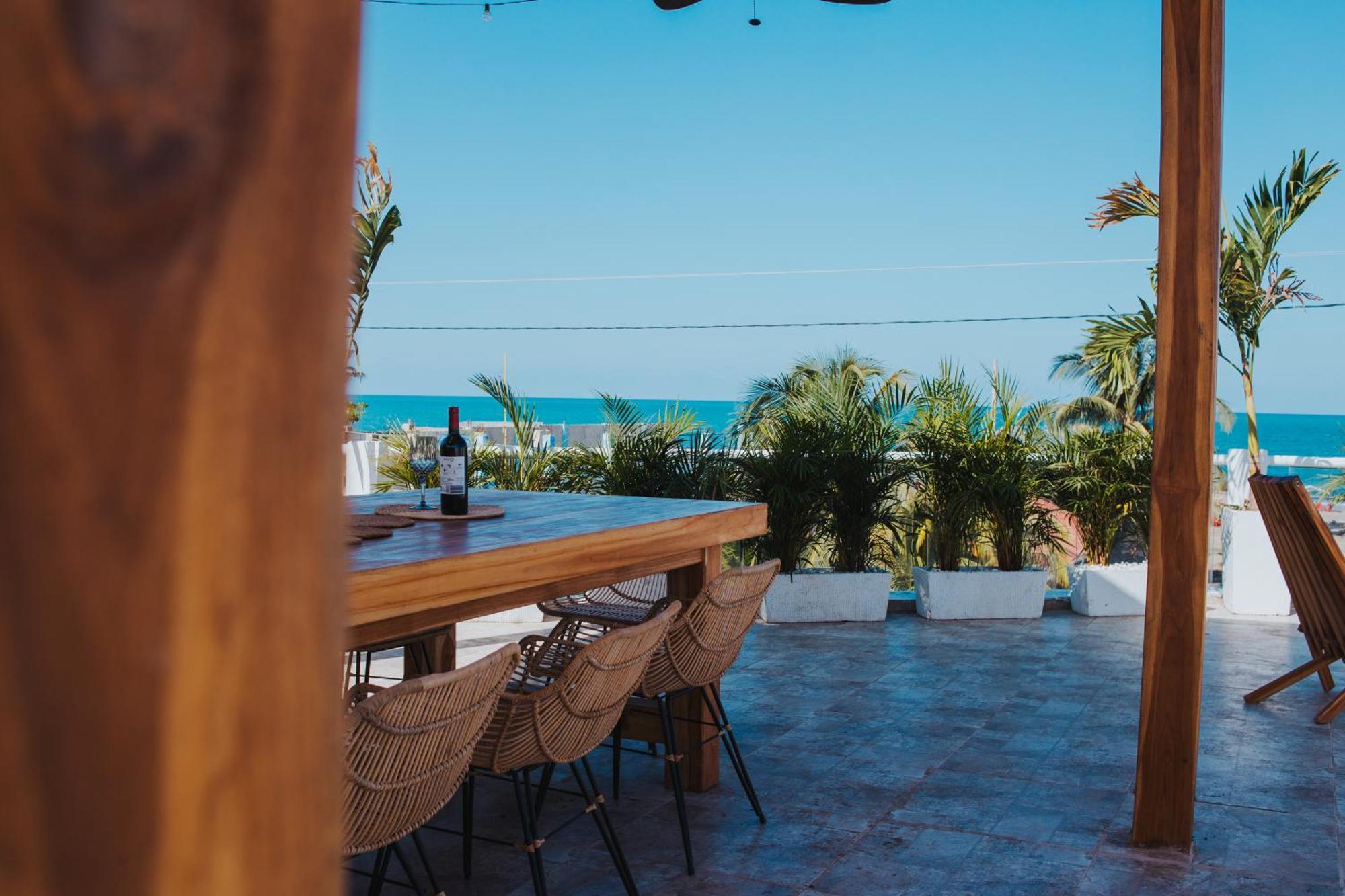 Hermosa Vista Al Mar Desde Rooftop Y A Pocos Metros De Mar Villa Cartagena