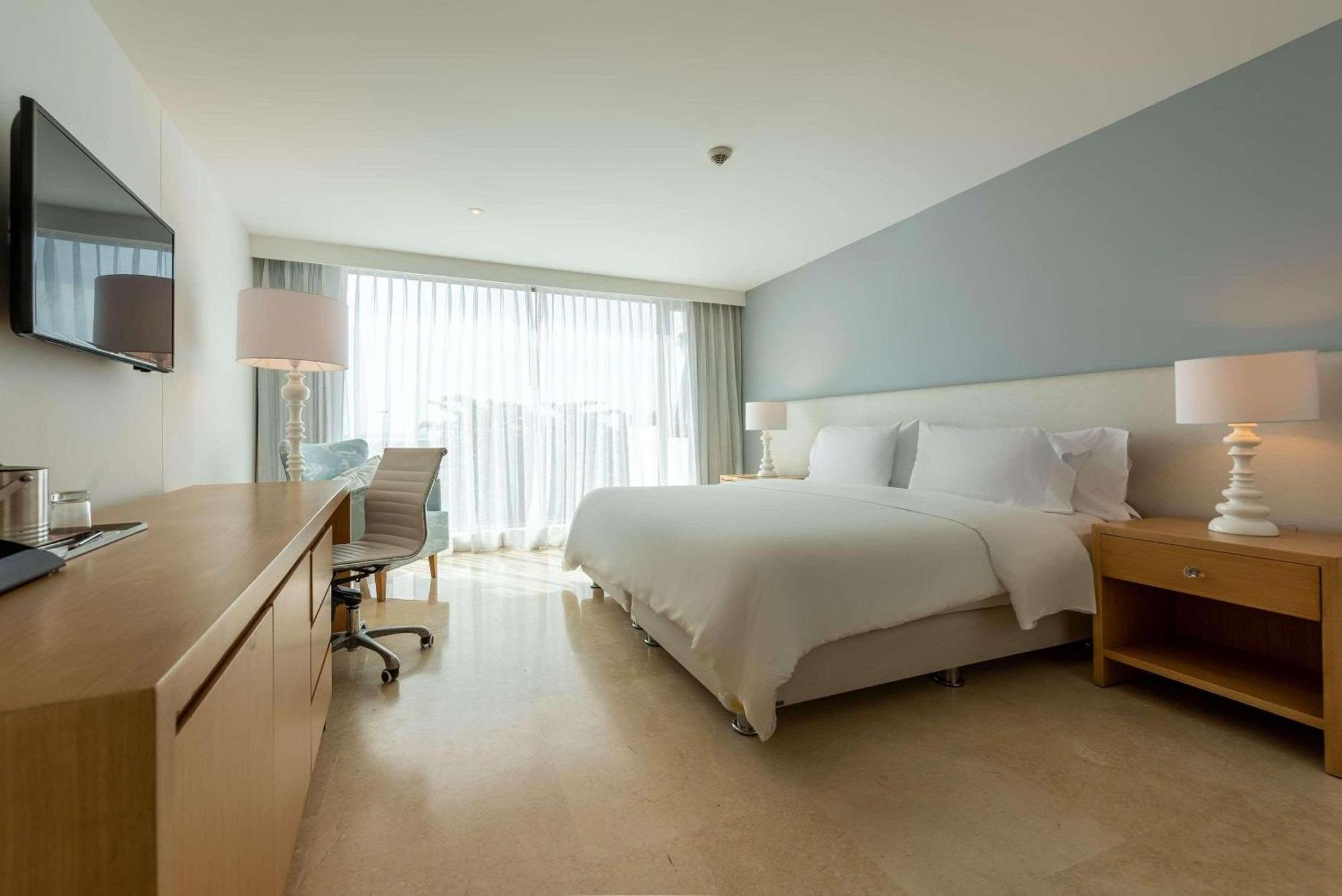 Radisson Ocean Pavillion 5*