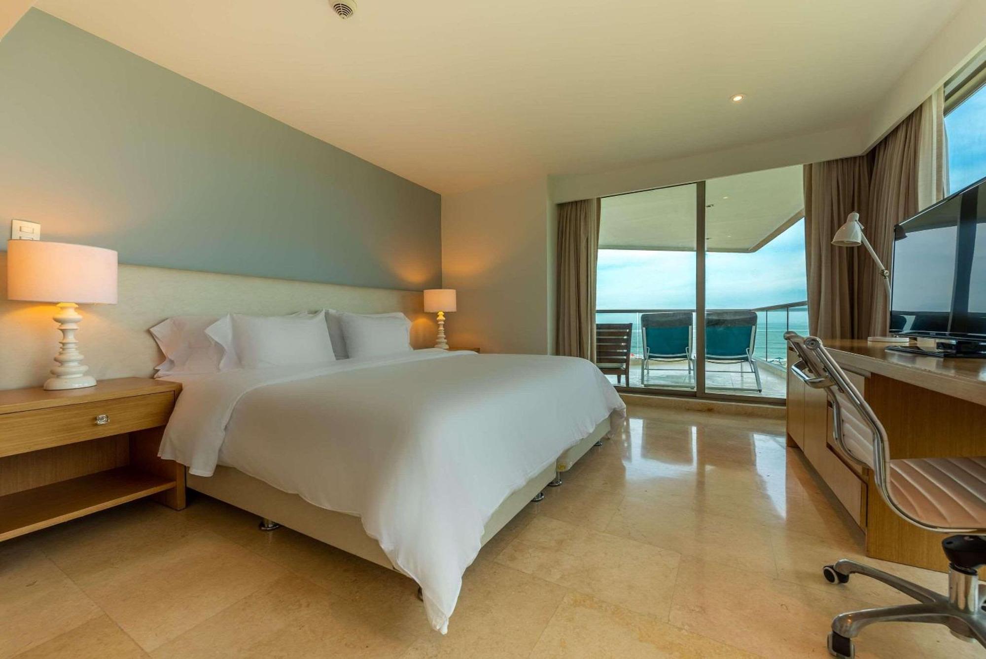 Radisson Ocean Pavillion Hotel
