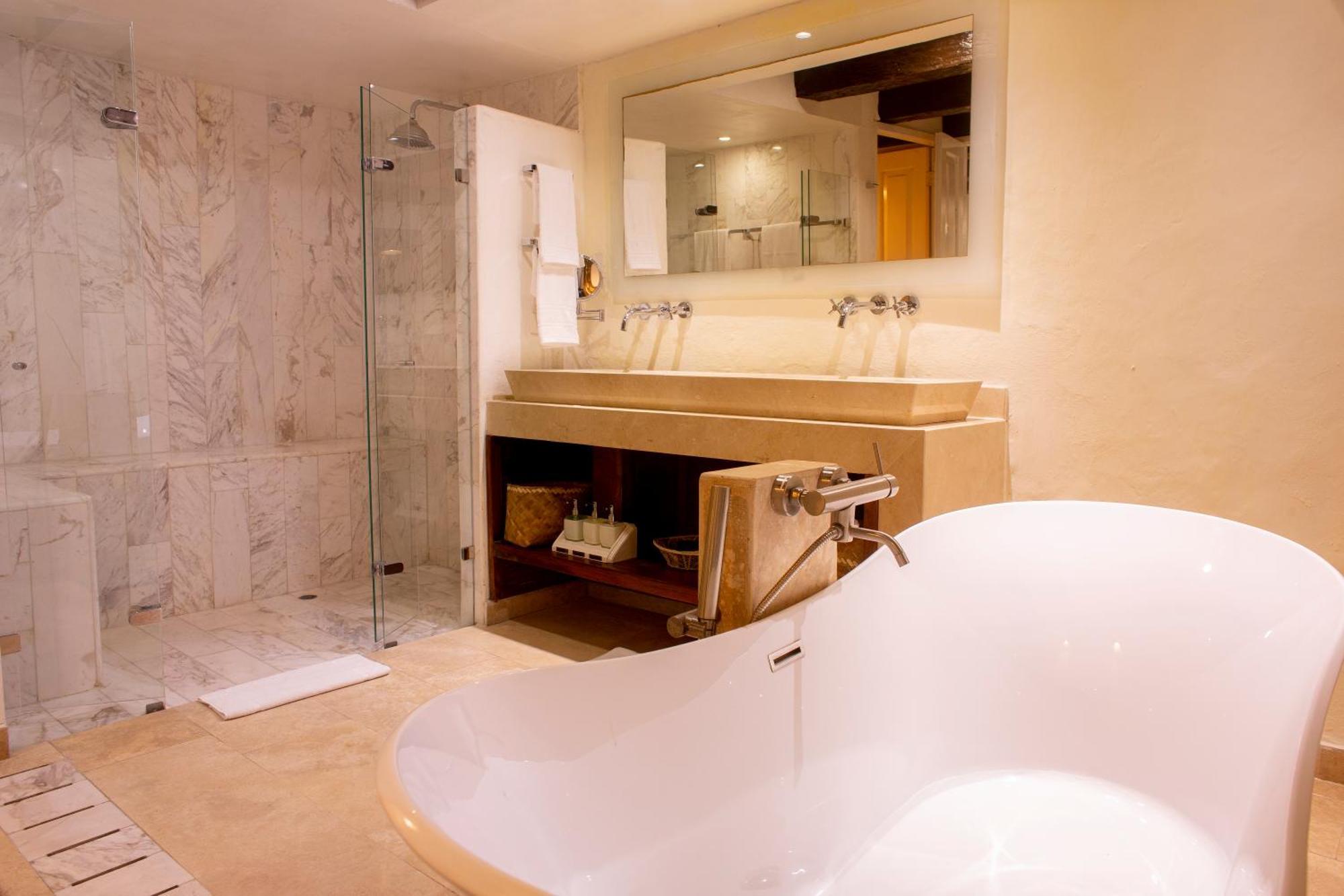 Leones De Alba Boutique 5* Cartagena