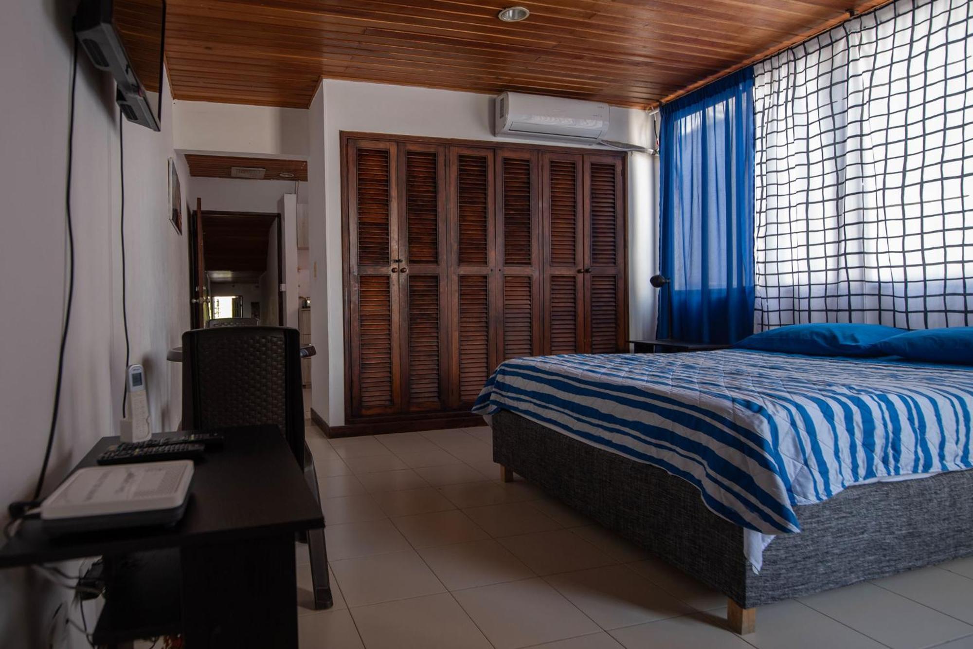 Bueno, Bonito Y Barato Apartment Cartagena