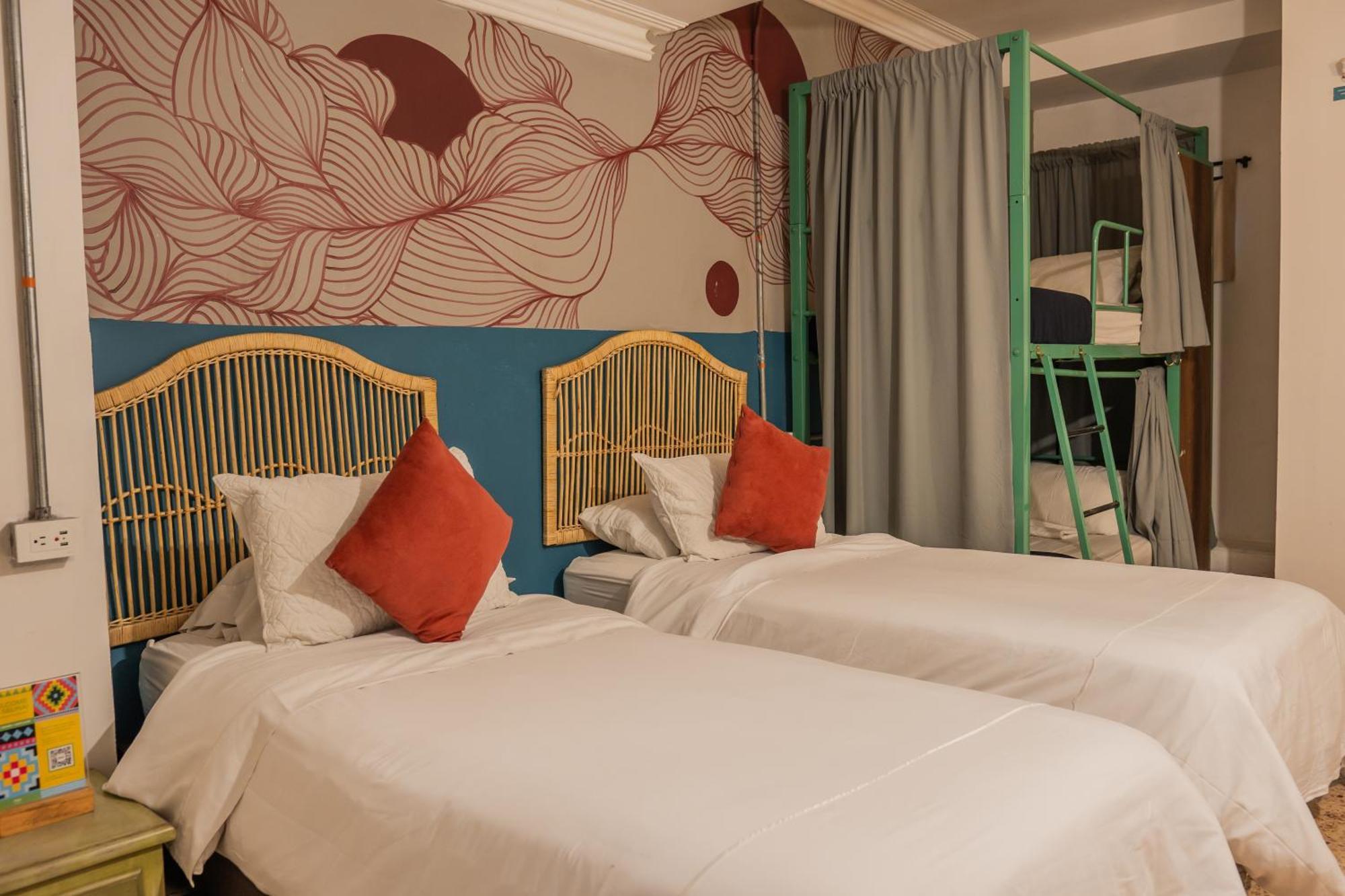 Hotel Socialtel
