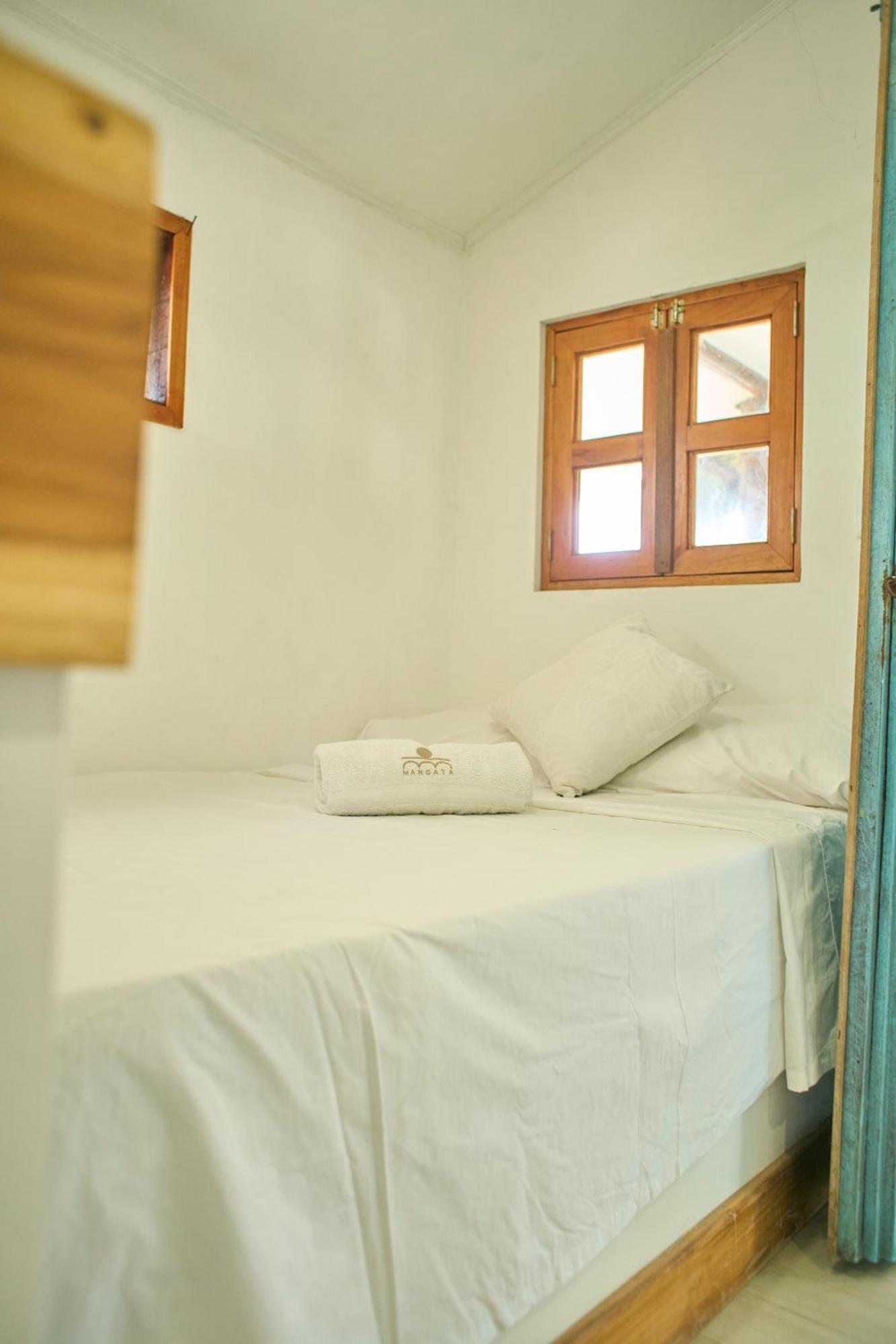 Mangata Hotel *