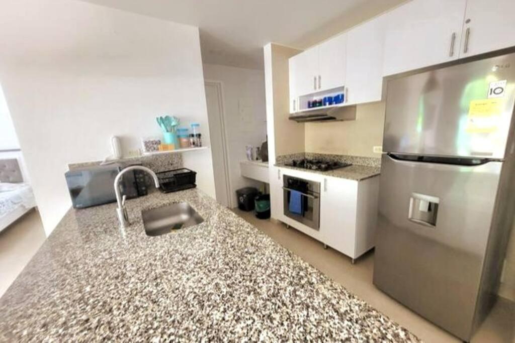Beachfront - Apto De Playa - Morros Iii Apartment *