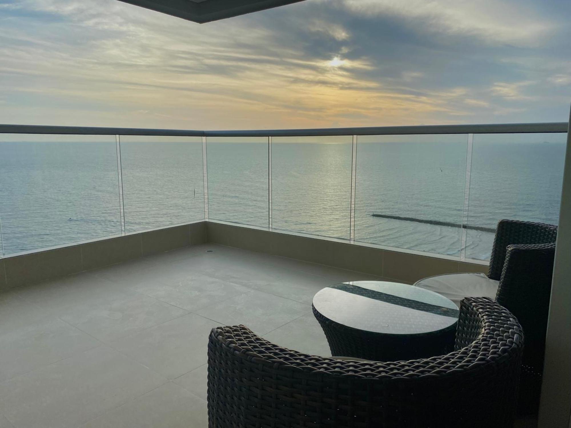 En Con Vista Al Mar * Cartagena