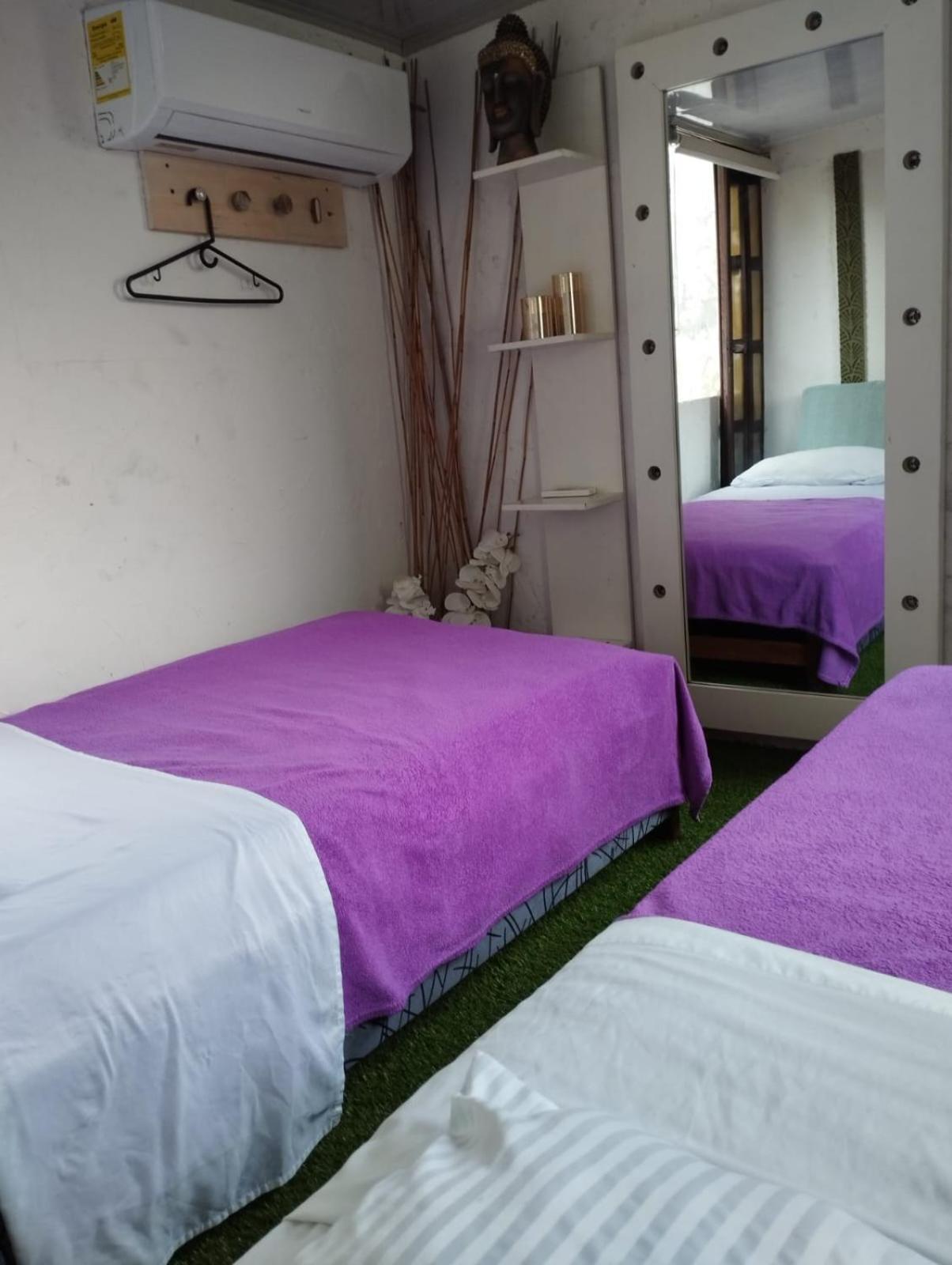 La Antigua Capsula Hostel *