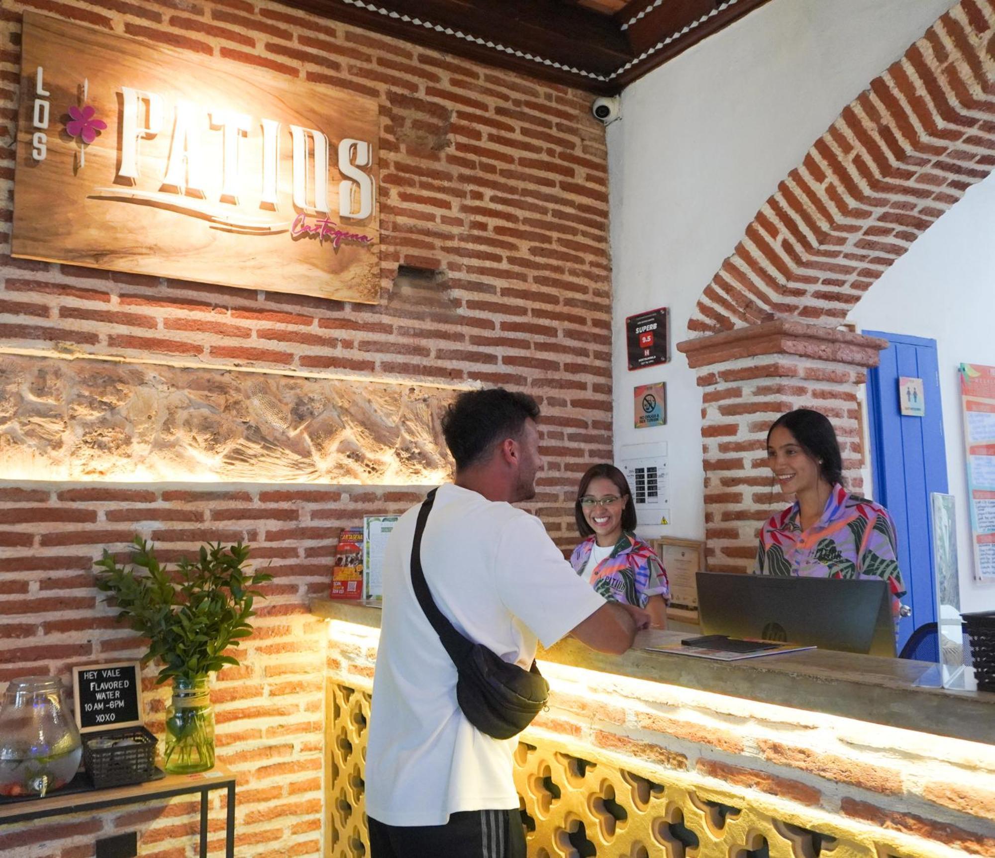 Albergue Patios *