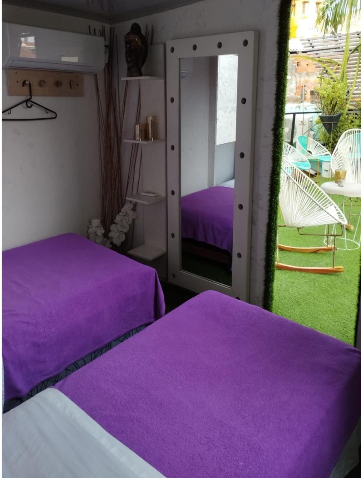 Hostel La Antigua Capsula