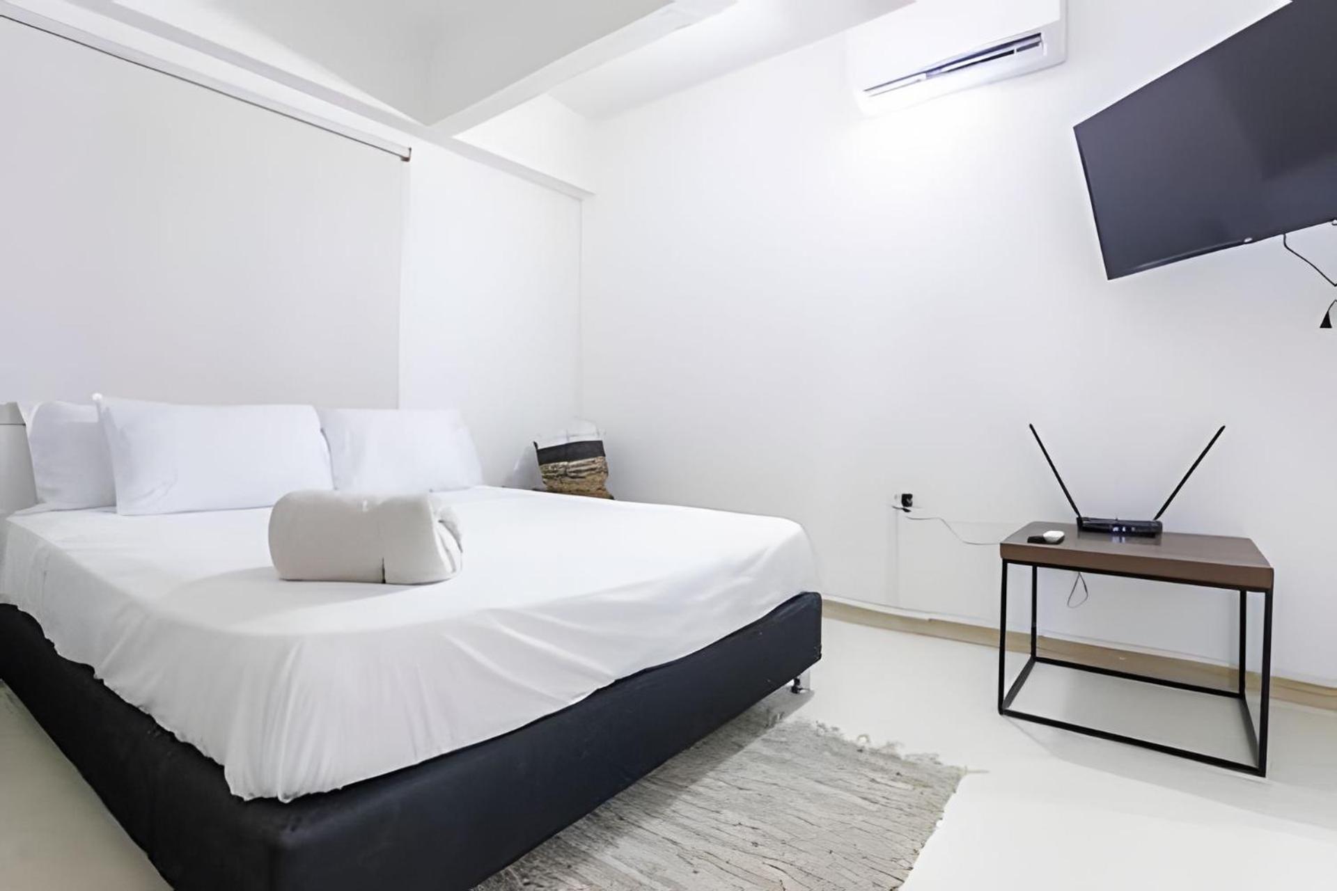 Laurdhomes Historic Center Plaza Santodomingo 3bth Apartment Cartagena