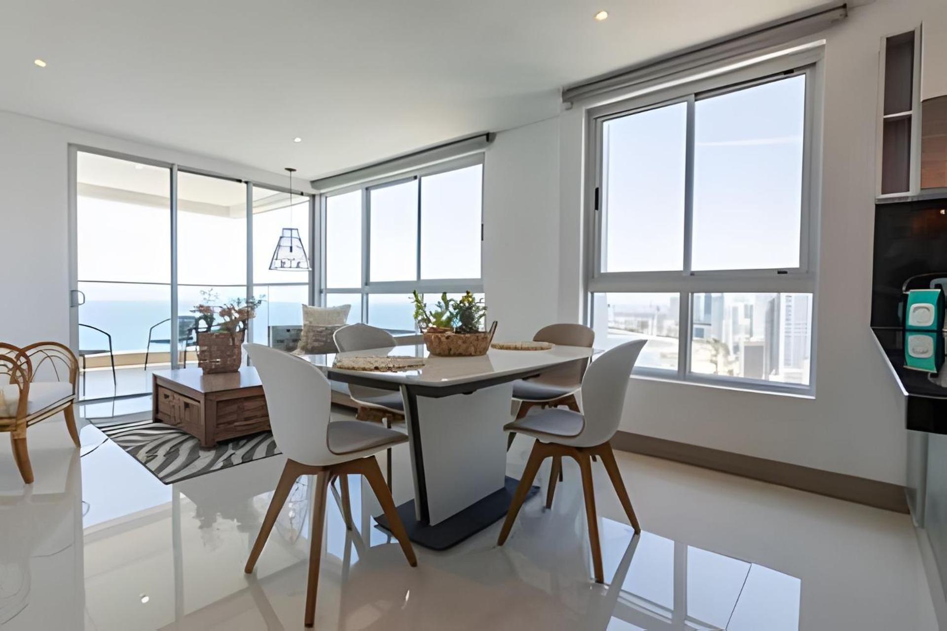 Apartment Laurdhomes Palmetto Floor 32, Sea View, 3hbt