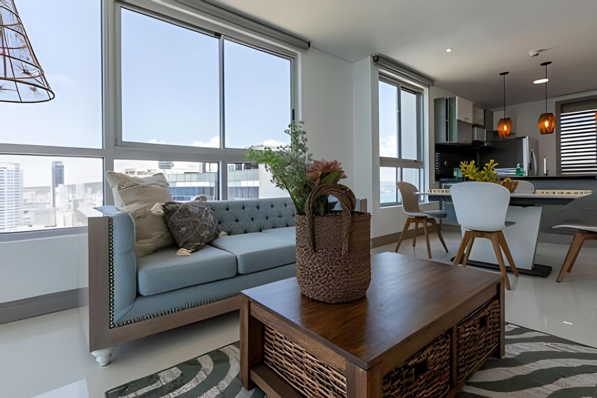 Laurdhomes Palmetto Floor 32, Sea View, 3hbt Apartment *