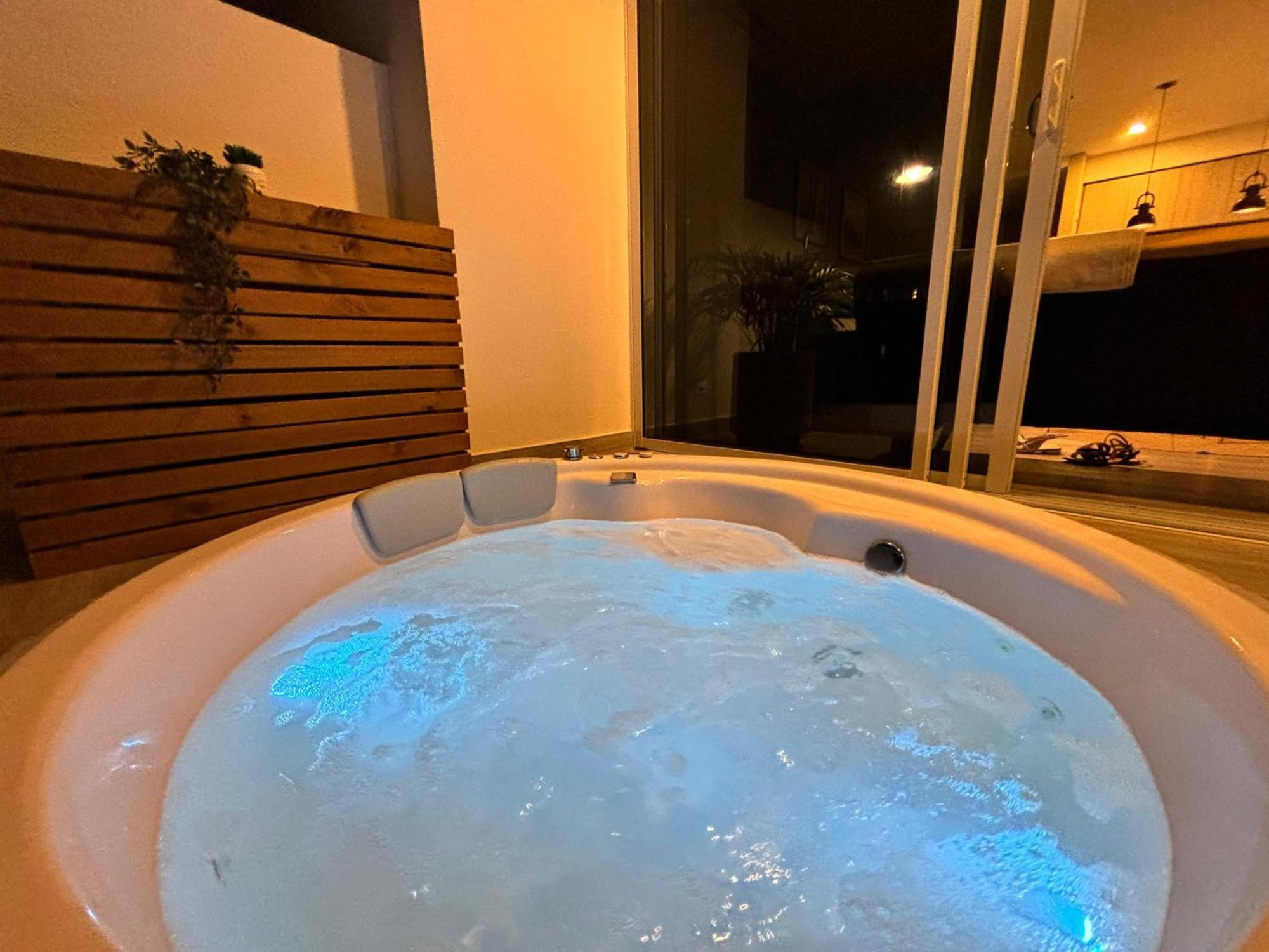 Dominiqueplayaazul Apto De Lujo Con Jacuzzi Privado En Balcon